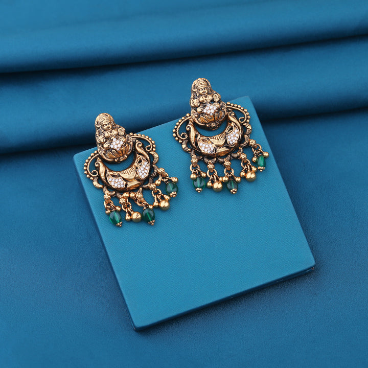 Lakshmi-Nagas-Silver-Stud