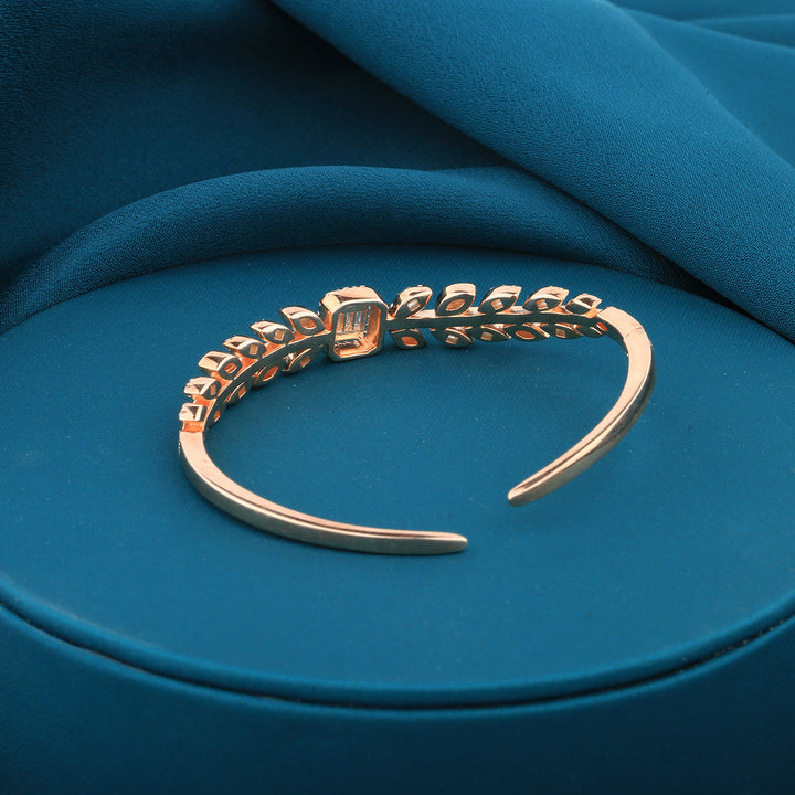 Bina-Stylish-Silver-Bracelet-With-Stone